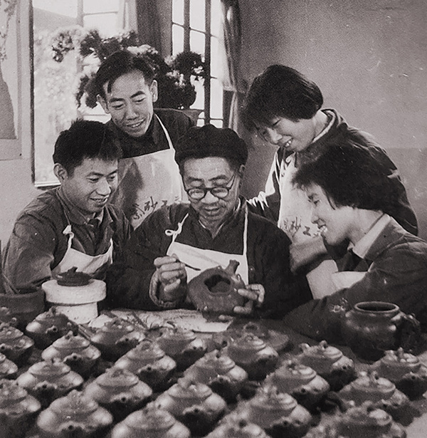 朱可心传授范洪泉等弟子壶艺