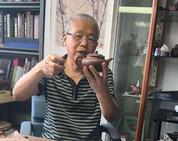 赵江华讲解紫砂壶艺术