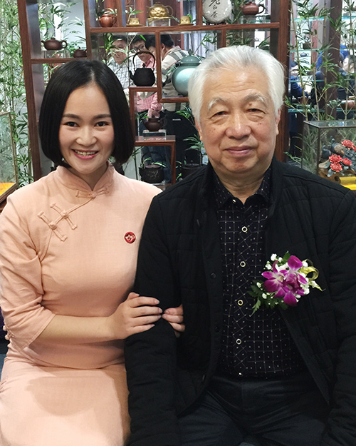 顾绍培大师在淘壶人紫砂艺术馆