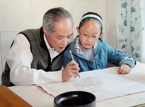 鲍璟十岁跟爷爷鲍仲梅学习绘画