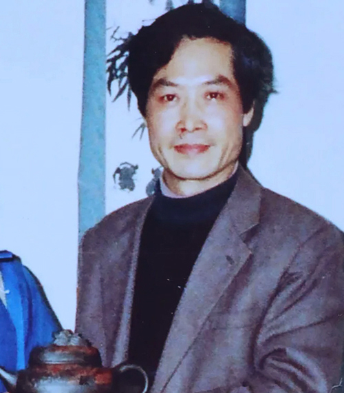 宜兴紫砂壶大师鲍仲梅