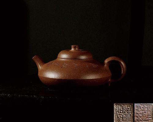 杨彭年制陈曼生刻扁合欢壶拍卖多少钱