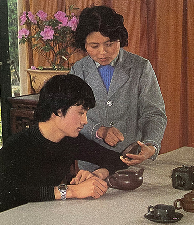 李碧芳传授陈岩壶艺