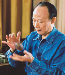 中国工艺美术大师吕尧臣