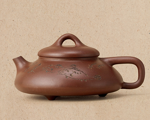 范洪泉制范曾书画小石瓢壶拍卖什么价格