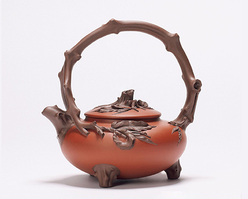 范洪泉制春桃提梁壶拍卖价格行情