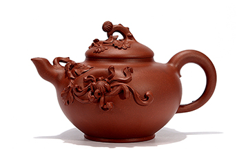 顾佩伦制重阳菊壶