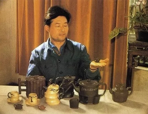 青年何道洪图片