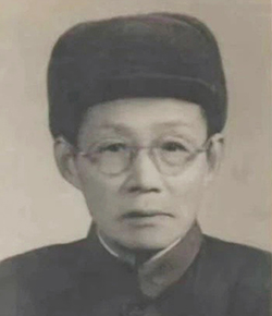 紫砂老艺人裴石民