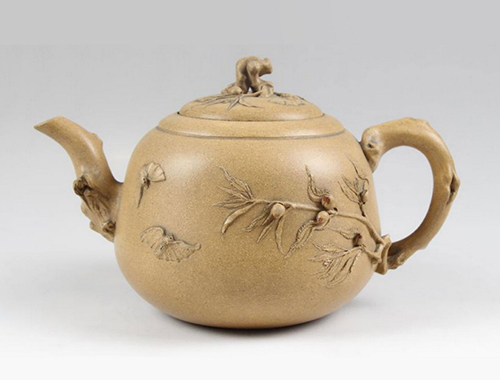 裴石民制五蝠蟠桃壶