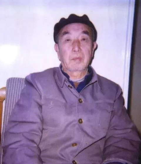 宜兴紫砂壶名家施福生图片