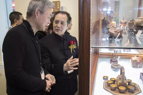 邵顺生参加陶都风宜兴紫砂艺术温哥华特展