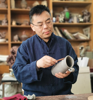 史小明大师在创作