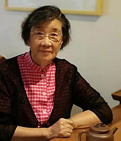 中国工艺美术大师周桂珍