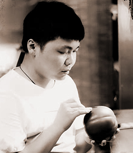 宜兴余伟辉图片