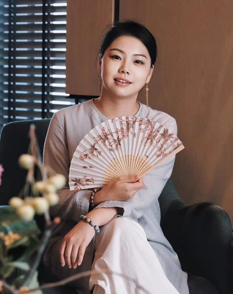 张萌萌简介