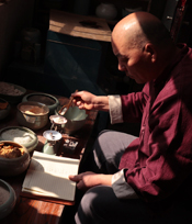 汝瓷张涛制釉