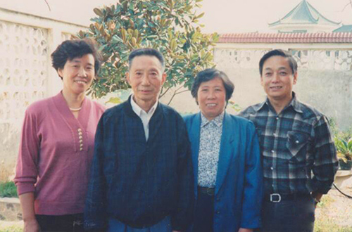 周桂珍和顾景舟、汪寅仙、韩美林