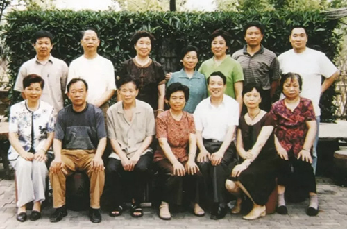 周桂珍和徐汉棠、潘持平、张红华、吴群祥等