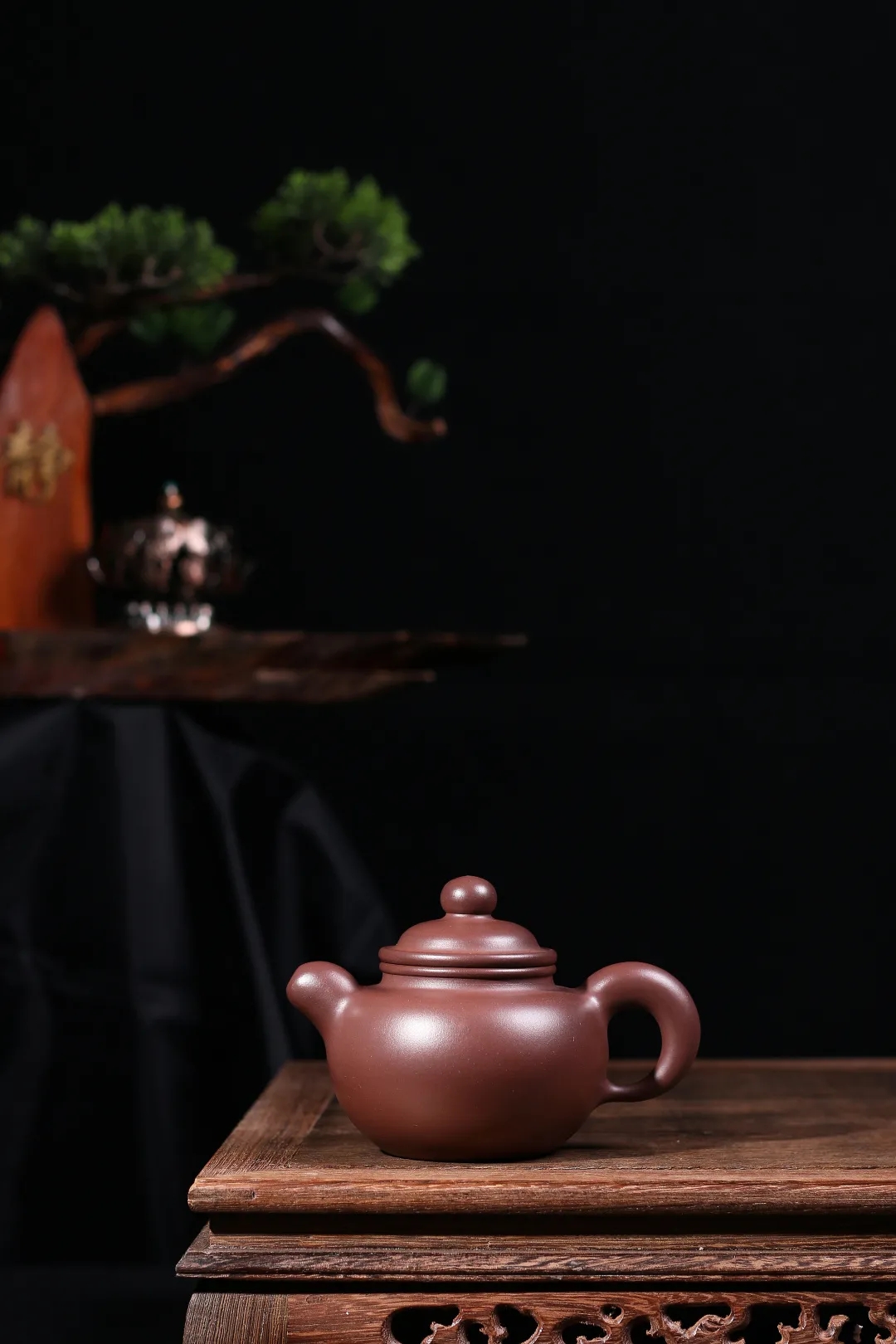 名家佘海平作品《全手砥砺》