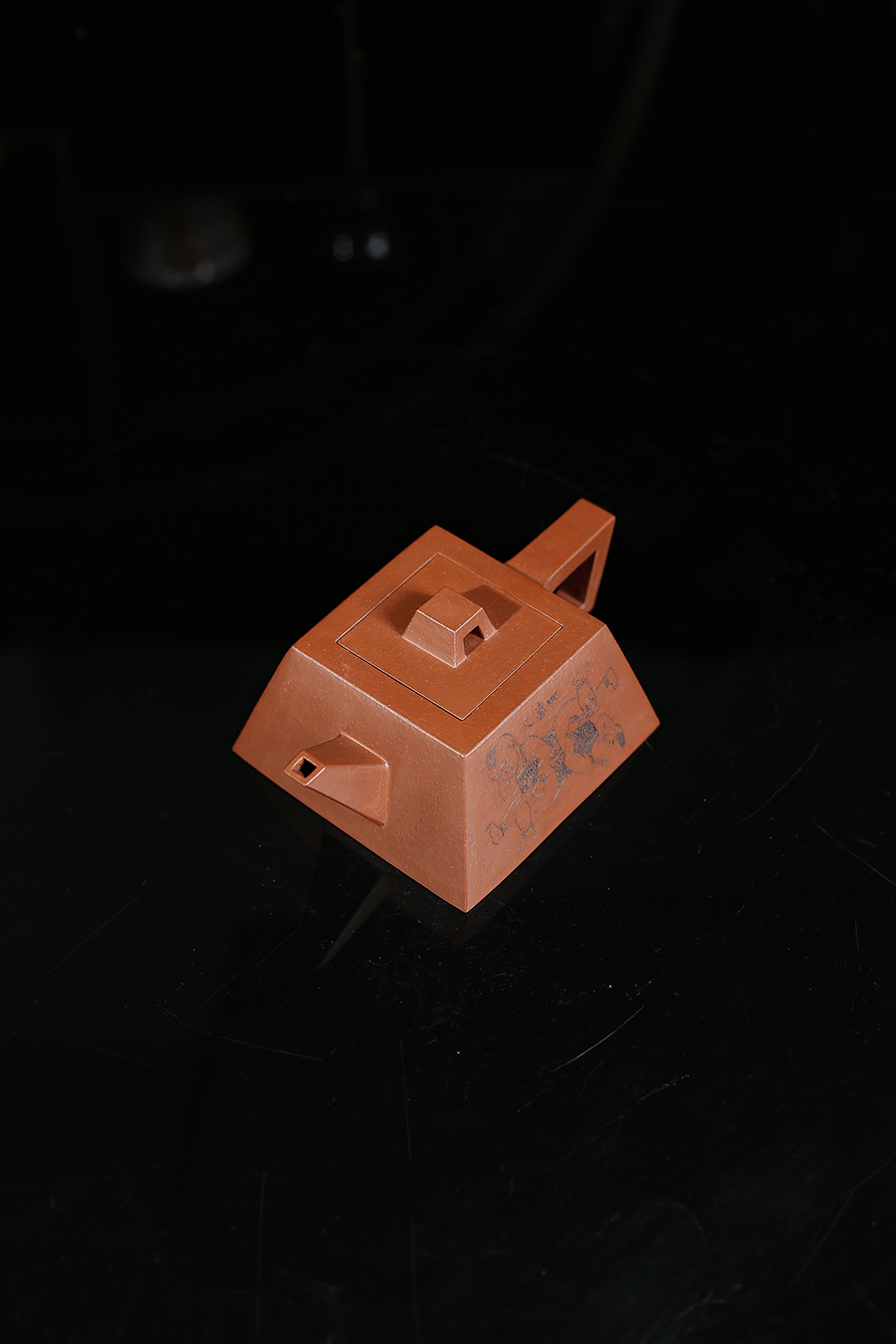 名家华健作品《升方(寒越装饰)》