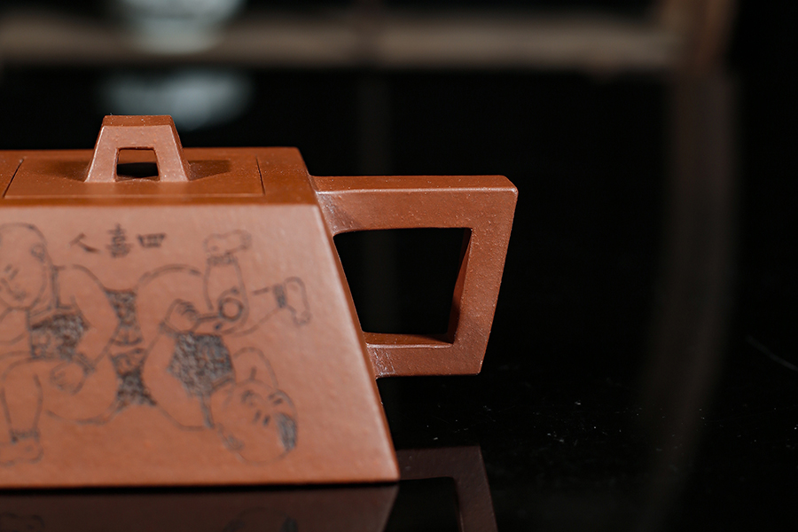 名家华健作品《升方(寒越装饰)》