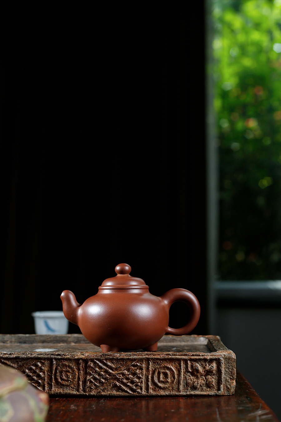 名家顾绍培作品《鼎泉三足》