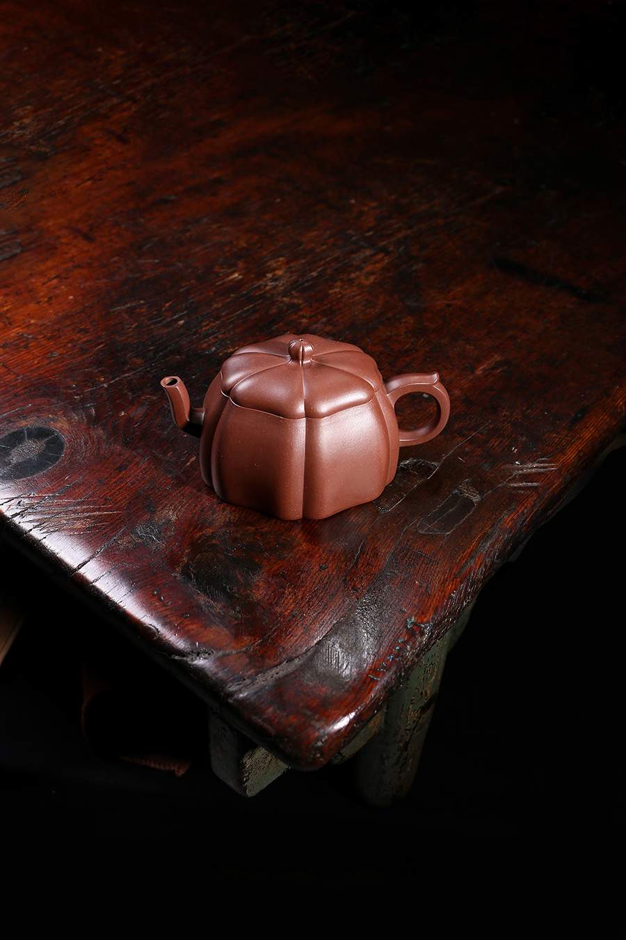 名家高旭峰作品《葵伴》