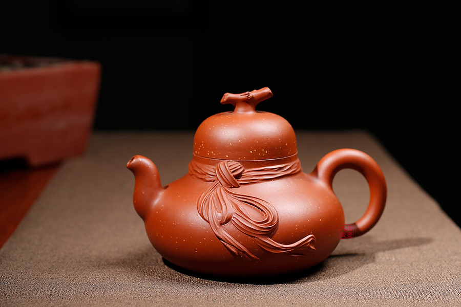 名家曹婉芬作品《逸仙》