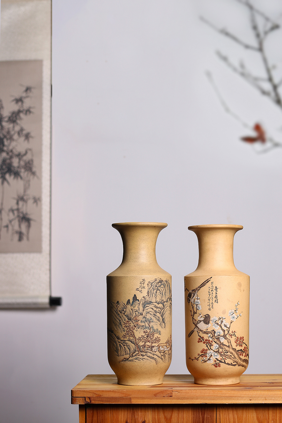 名家任淦庭《粉浆赏瓶(对)》