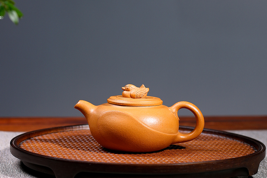 名家周菊英作品《和气鸳鸯》