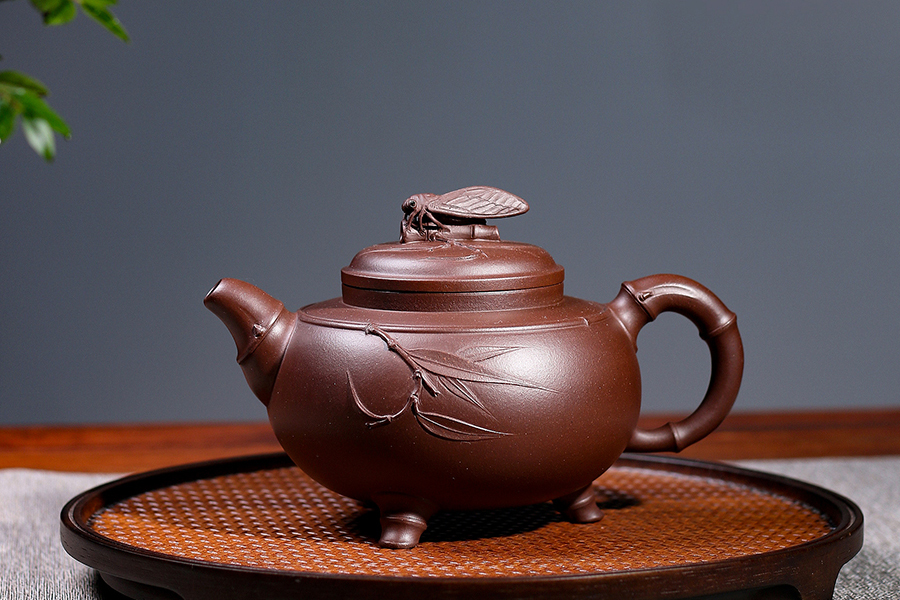 名家周菊英作品《知足》