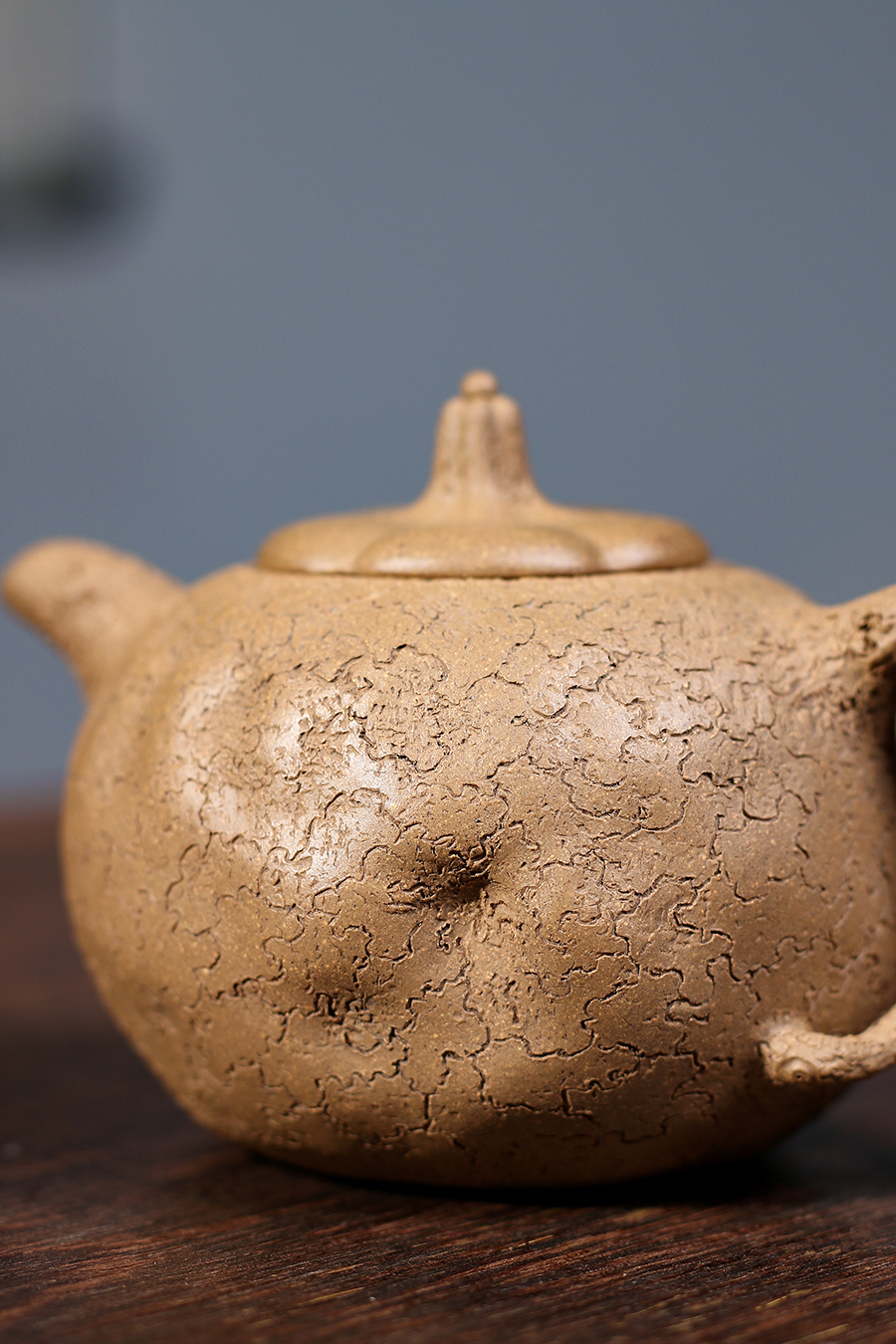 名家陈国良作品《供春(薄胎)》