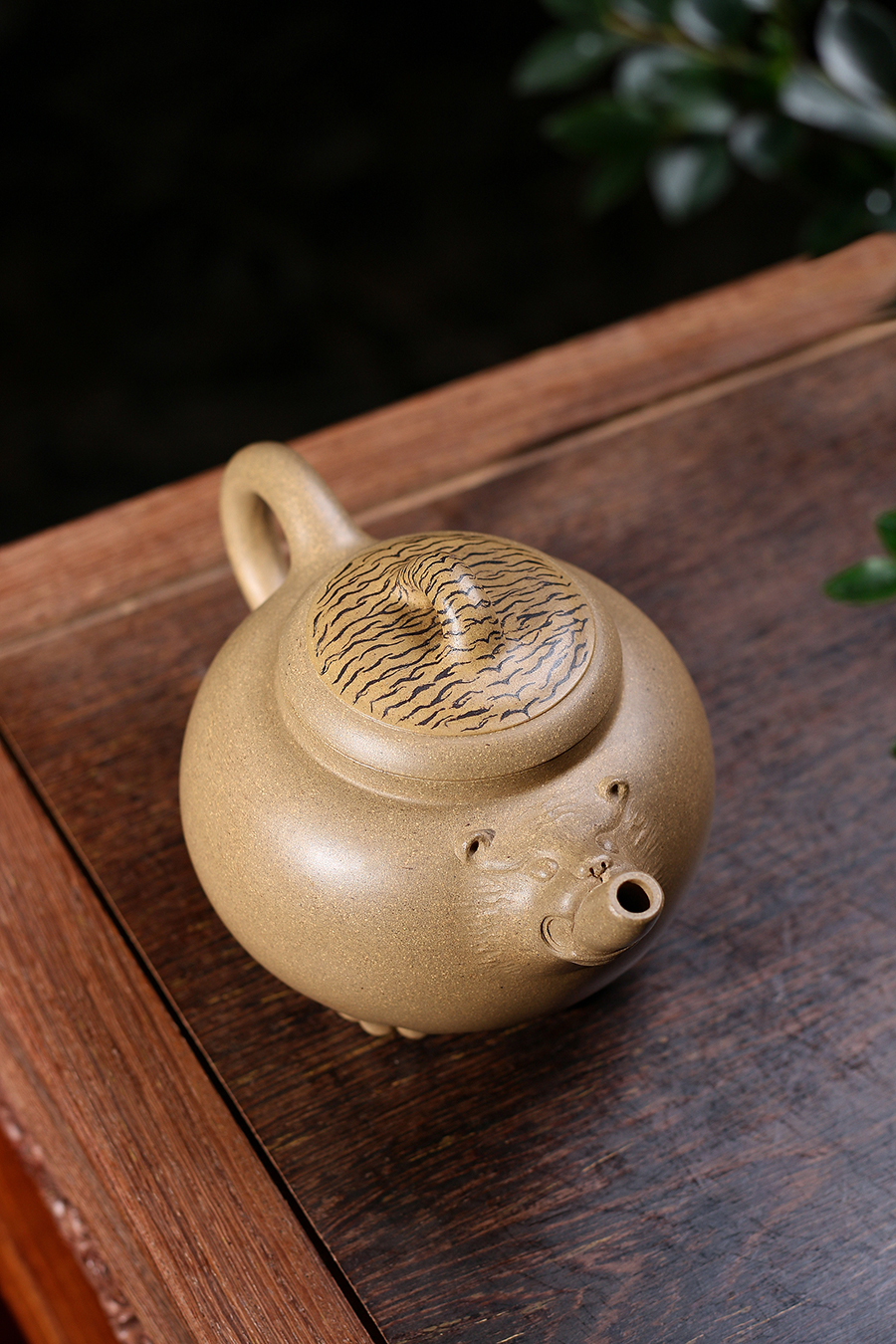 名家陈国良作品《虎虎生风(薄胎)》