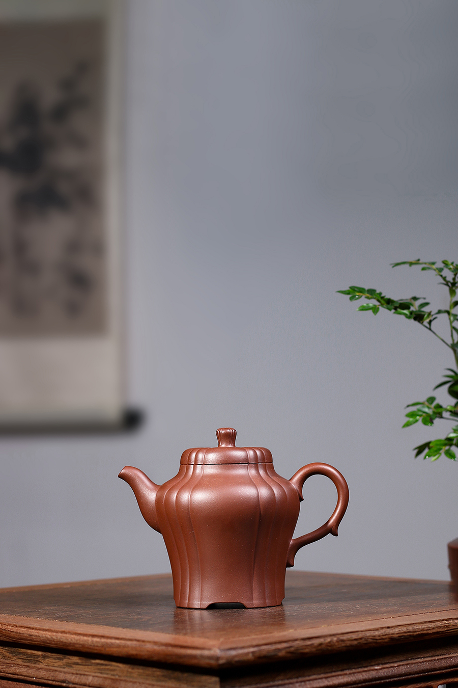 名家高湘君作品《高脚条纹》