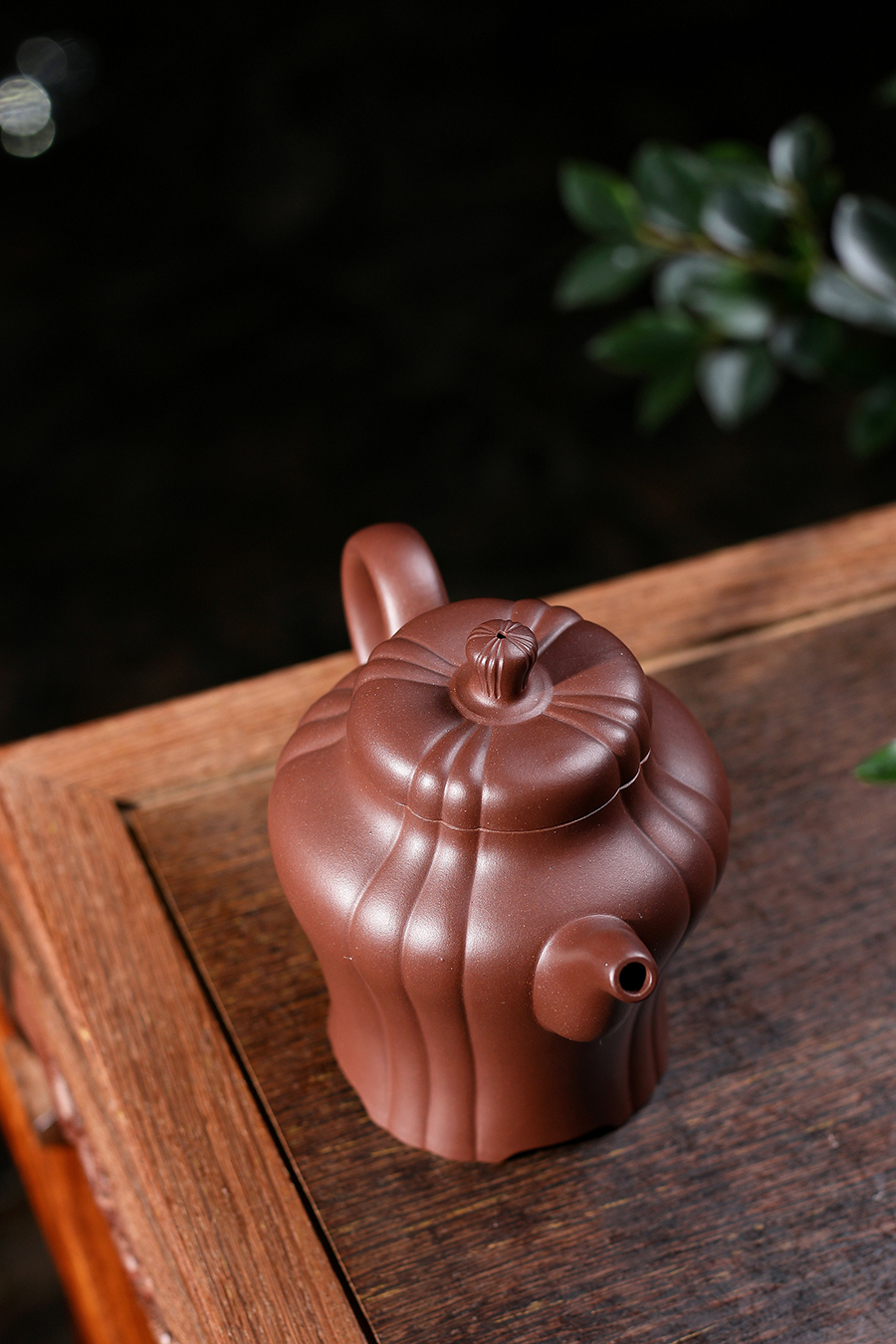 名家高湘君作品《高脚条纹》