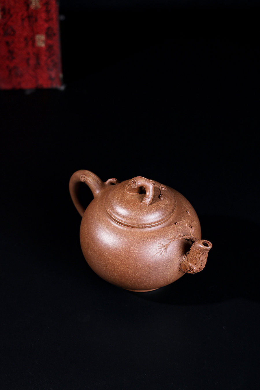 名家张红华作品《青梅》