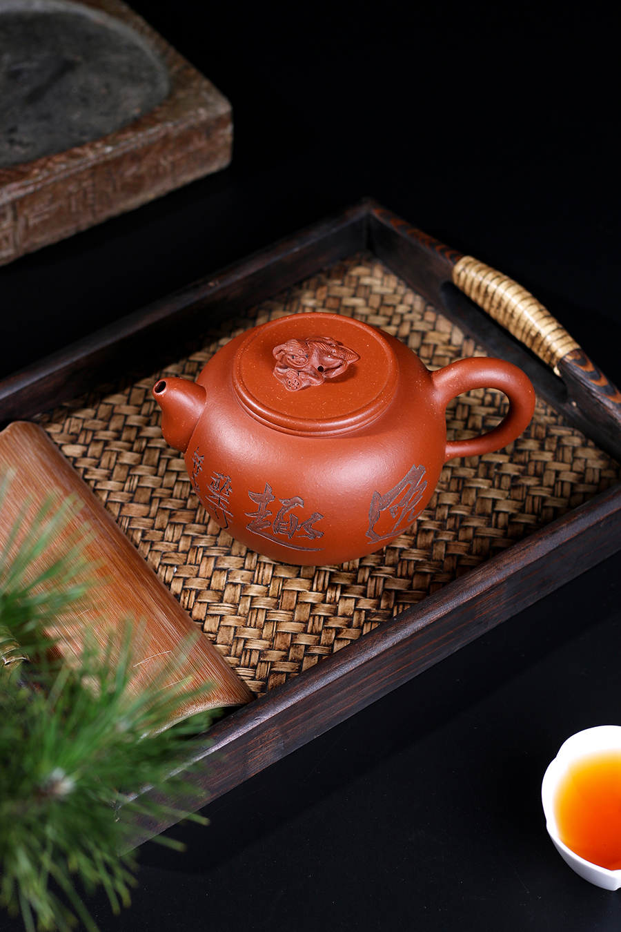 名家范永良作品《狮球壶(谢稚柳书画·孤品)》