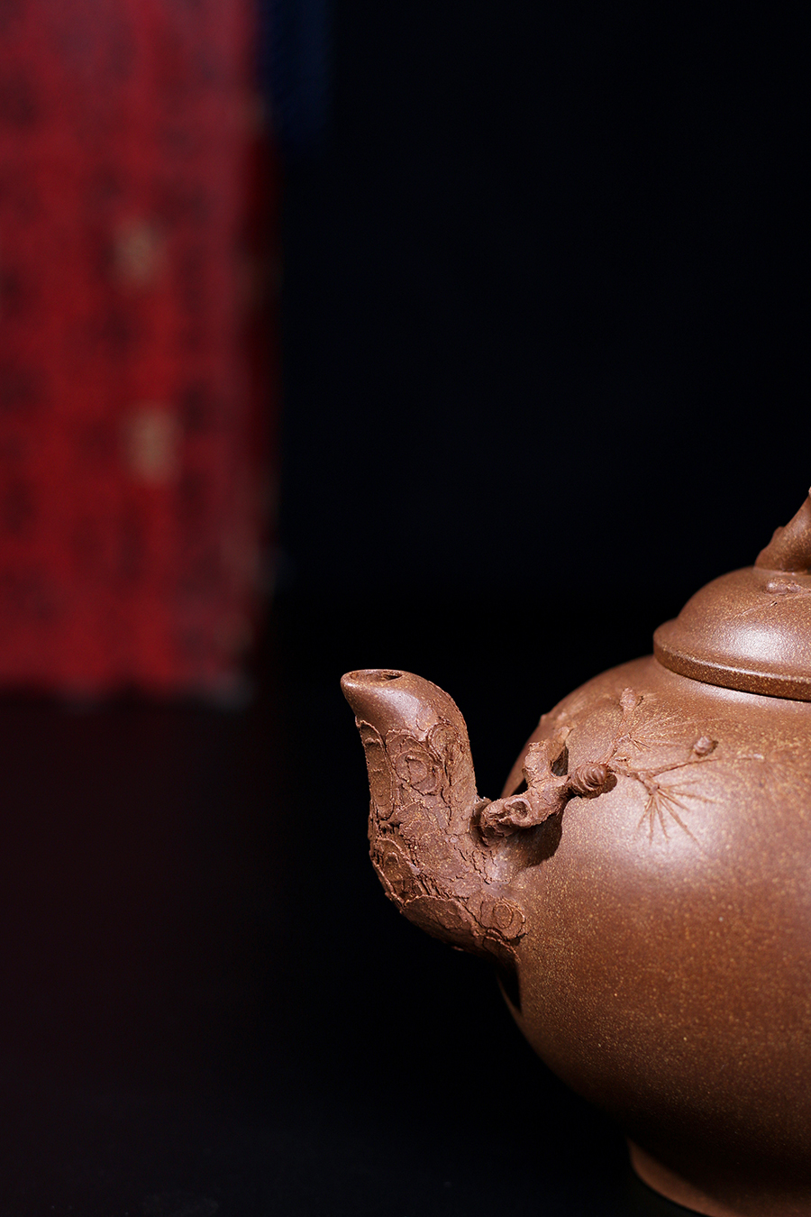 名家张红华作品《青梅》
