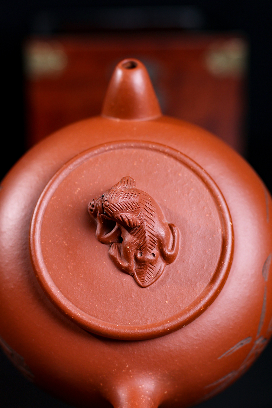 名家范永良作品《狮球壶(谢稚柳书画·孤品)》