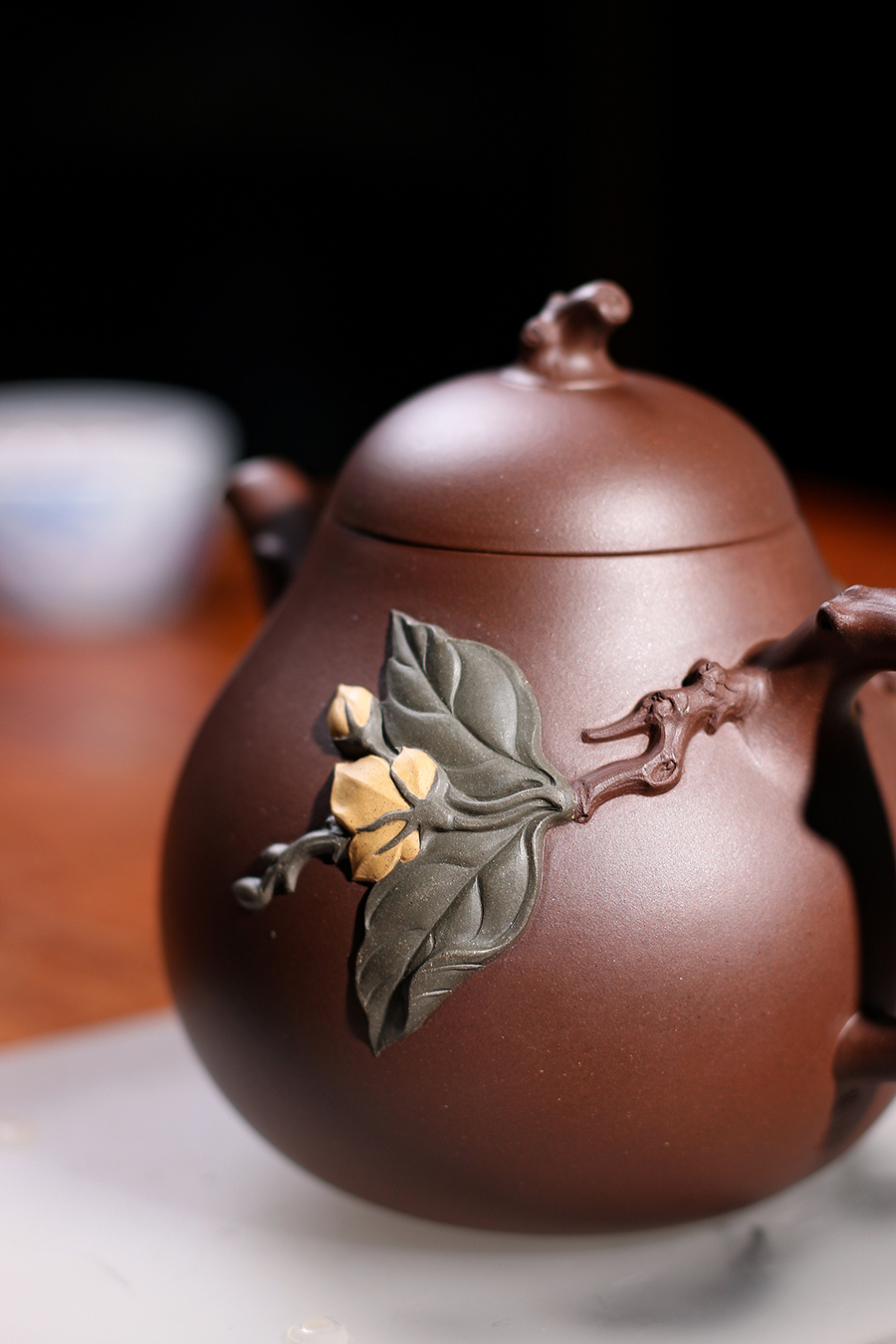 名家姚志源作品《束腰高梨》