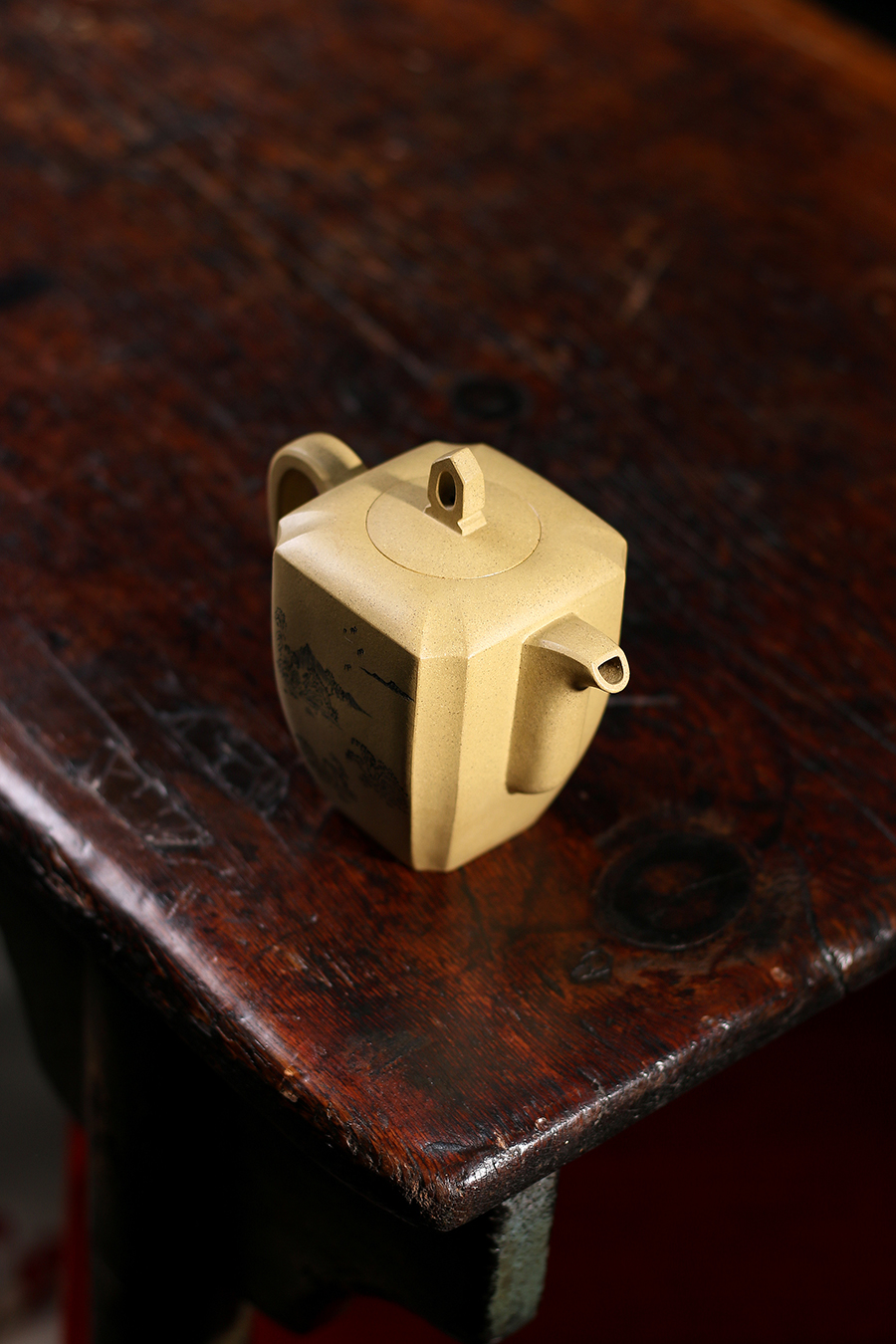 名家范建华作品《宝方抽角》