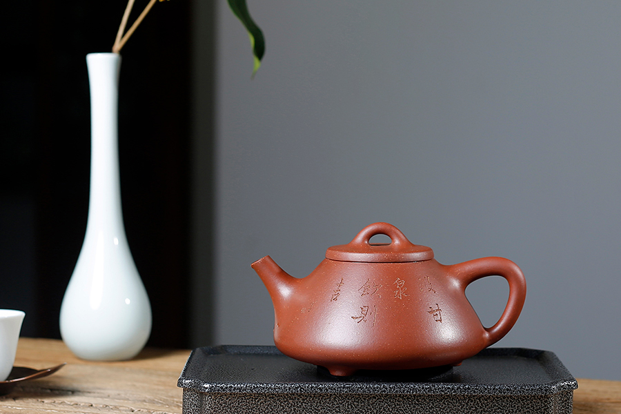 名家吴群祥作品《石瓢(吴东元书铭)》