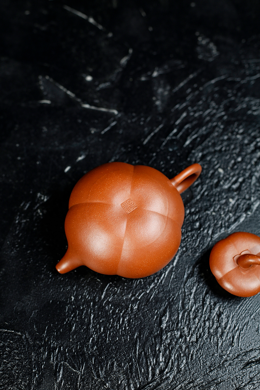 名家姚志泉作品《全手海棠壶(鲍仲梅书铭)》