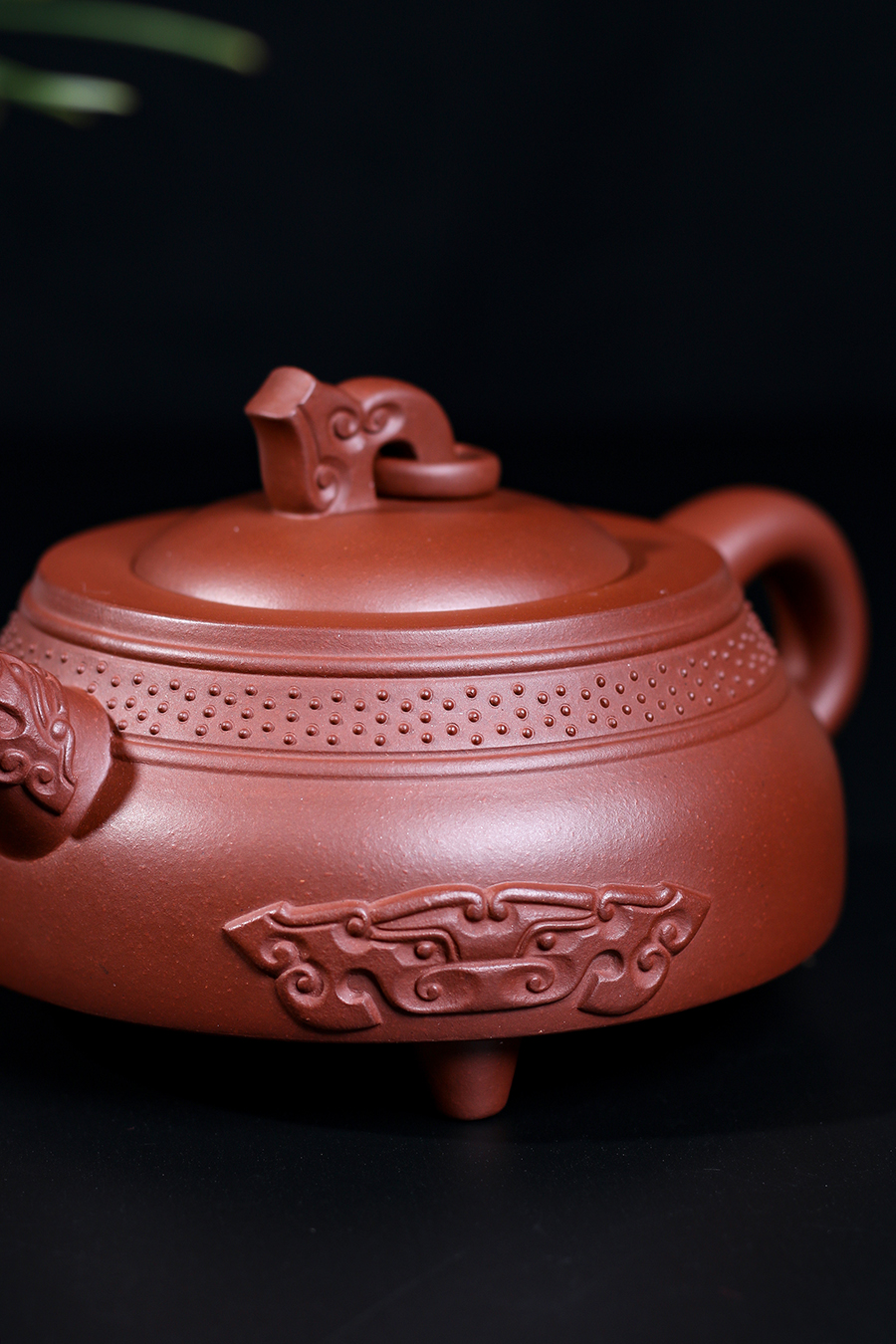 名家曹亚麟作品《玉趣》