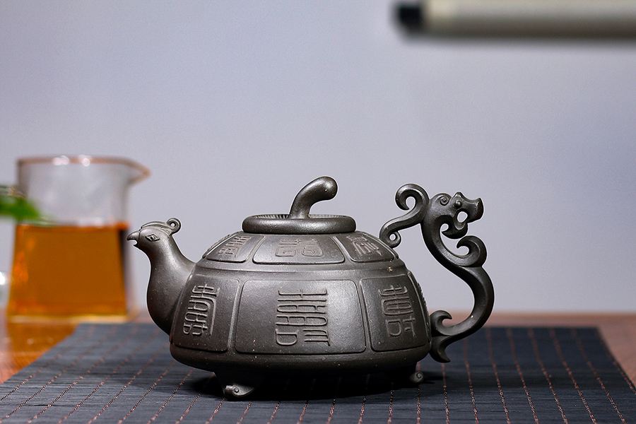 名家胡永成作品《灵寿》