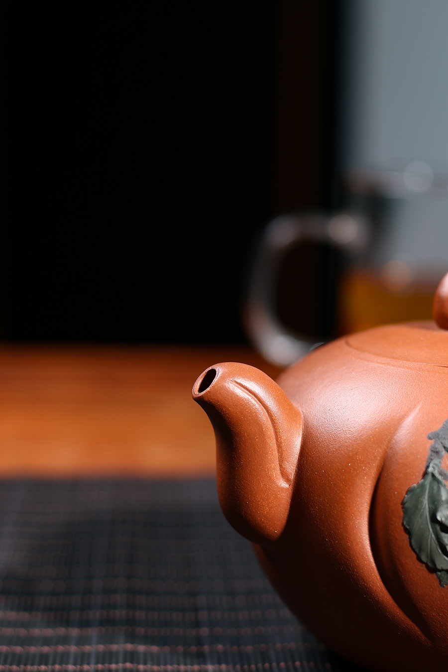 名家储集泉作品《全手蟠桃》