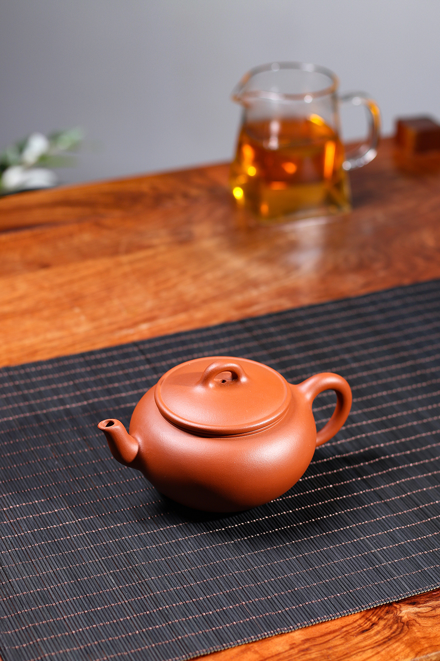 名家吴东元作品《古泉壶》