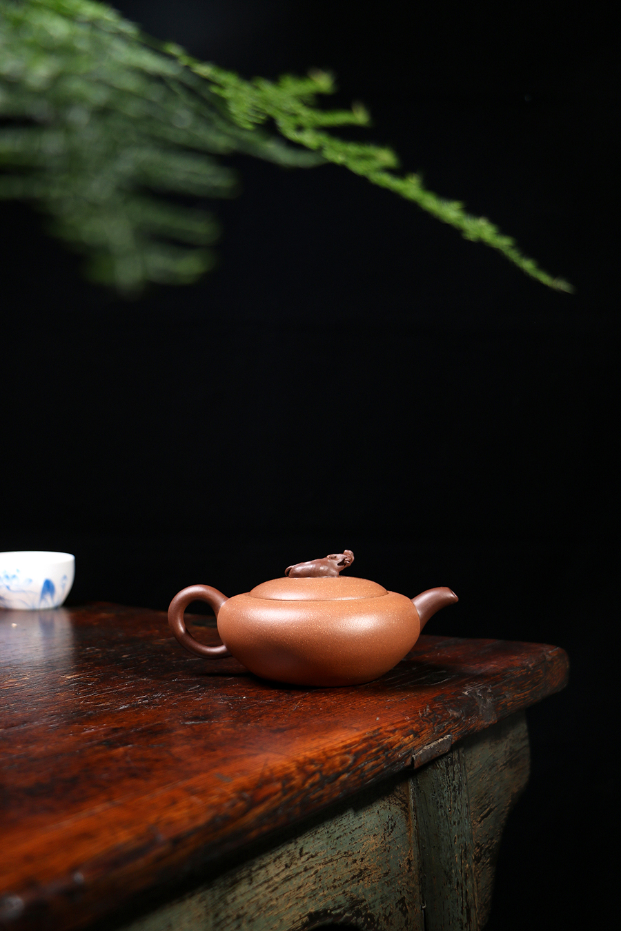 名家陈岩作品《全手卧牛》