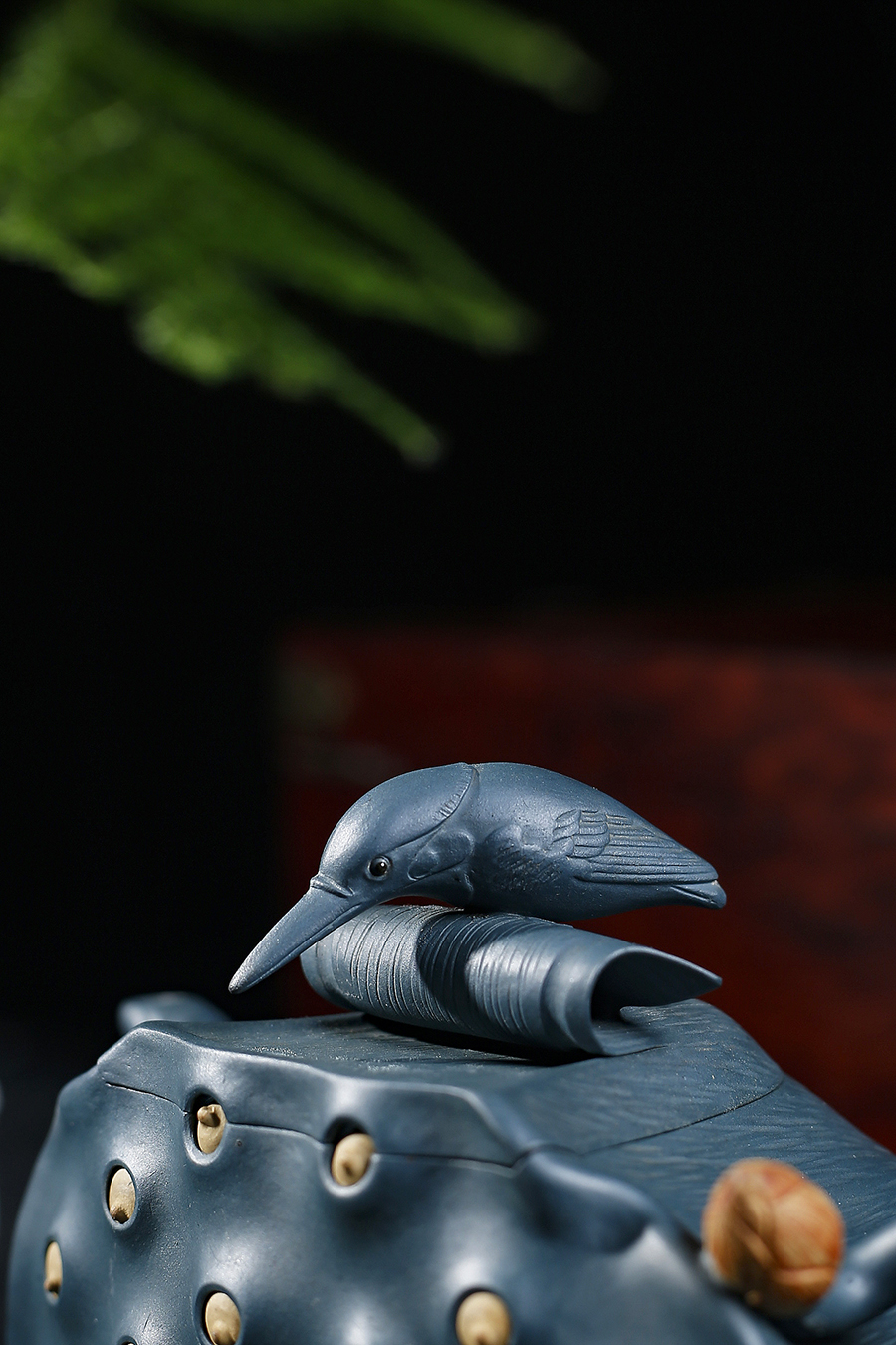 名家张静作品《翠鸟莲蓬》